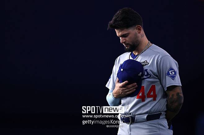 ▲ 다저스는 포스트시즌 들어 심각한 타격 부진에 시달리고 있는 앤디 파헤스의 선발 제외 가능성을 열어뒀다