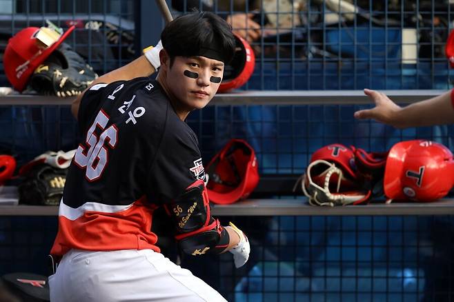 ▲ 쉼 없이 훈련에 임하고 있는 오선우는 경력의 기로에서 반등하며 이제는 새로운 목표를 위해 뛰고 있다 ⓒKIA타이거즈