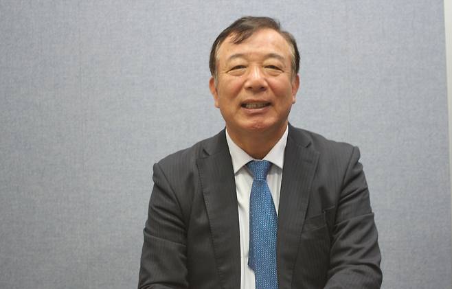 전흥배 '2025 세계한민족지도자대회' 대회장 (서울=연합뉴스) 박현수 기자 = 전흥배 '2025 세계한민족지도자대회' 대회장은 지난 24일 연합뉴스와 인터뷰하면서 재외동포의 복수국적 45세 하향과 우편투표 도입을 촉구했다. 2025. 10. 24. phyeonsoo@yna.co.kr