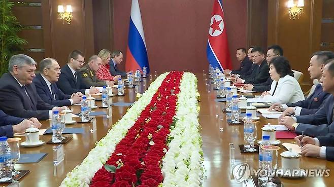 7월 북한 원산에서 열린 북러 외무장관 회담 [타스/러시아 외무부 연합뉴스 자료사진. 재판매 및 DB 금지]