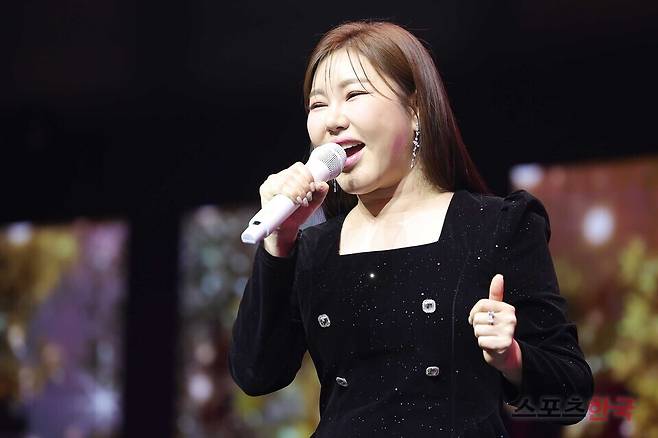 정규 4집 '가인;달' 발매기념 쇼케이스에 참석하 가수 송가인. 24.2.11 ⓒ이혜영 기자 lhy@hankooki.com