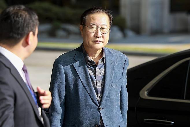 박성재 전 법무부장관이 23일 서울 서초구 서울고등검찰청에 마련된 내란특검팀(특별검사 조은석)에 피의자신분으로 조사를 받기 위해 출석하고 있다. 2025.10.23 [서울=뉴시스]