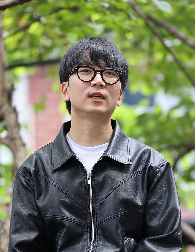 이상민 ‘이태원을 기억하는 호박랜턴’ 활동가가 2025년 10월17일 서울 마포구 공덕동 한겨레신문사에서 한겨레21과 인터뷰하고 있다. 신소영 기자 viator@hani.co.kr