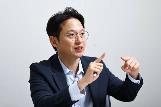 이경준 키움투자자산운용 상무는 "'나'라는 자산을 고려해 부족한 분야의 주식을 사는 분산투자를 통해 위험을 헤지할 수 있다"고 말했다. 김종호 기자