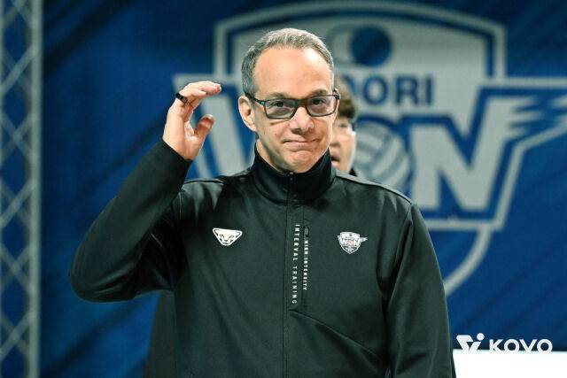 우리카드 파에스 감독./KOVO