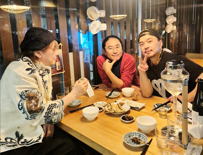 왼쪽부터 가수 김장훈, 영화감독 김한민, 배우 정준. [김장훈 인스타그램 갈무리]