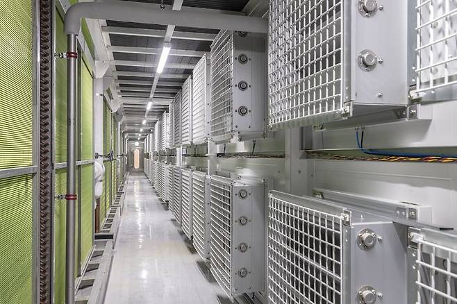 [서울=뉴시스] 세종시에 위치한 네이버 데이터센터 '각 세종' 공조시스템 내부 (사진=네이버 제공) *재판매 및 DB 금지