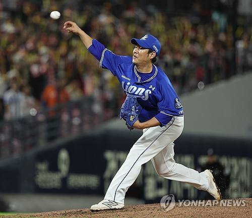 역투하는 삼성 송은범 [연합뉴스 자료사진]