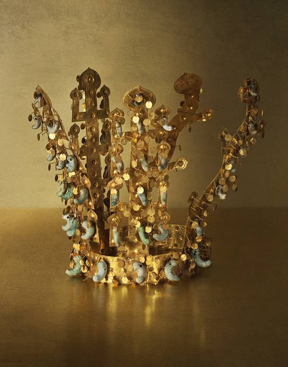 대통령실이 트럼프 대통령에게 모형으로 선물하는 천마총 금관의 실제 사진. [사진_국립경주박물관]