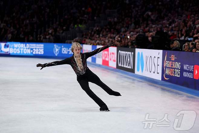 피겨스케이팅 남자 싱글 일리야 말리닌 ⓒ AFP=뉴스1