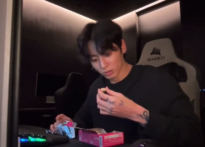 정국. 사진ㅣ위버스 라이브 캡처