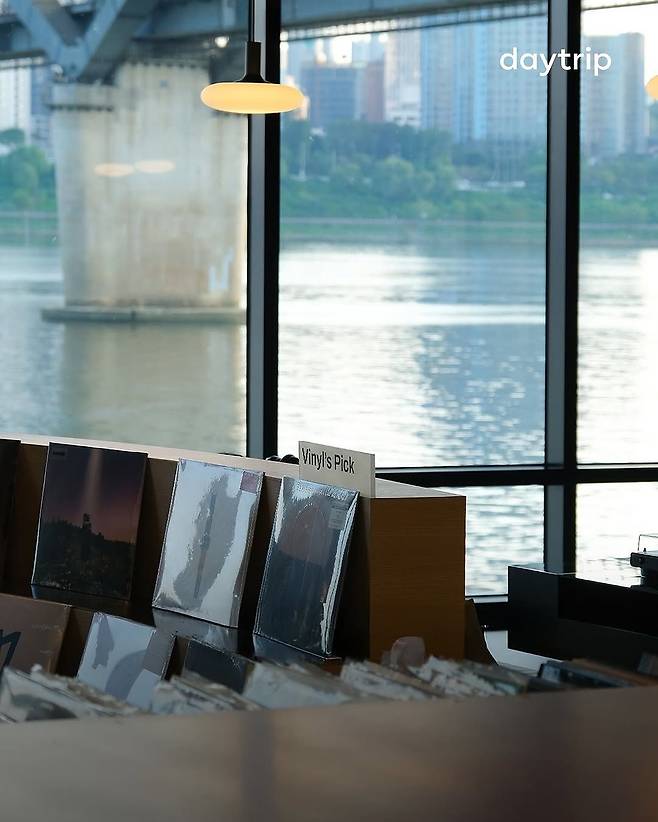 인스타그램 @vinyl_hanriver @daytripkorea