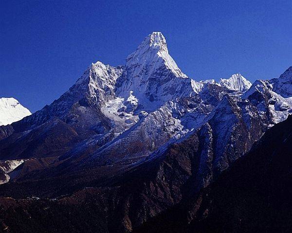 네팔 동부 아마다블람 산의 모습ⓒ뉴시스