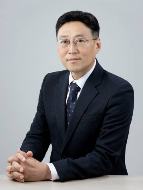 백정현 ㈜지에스티 대표