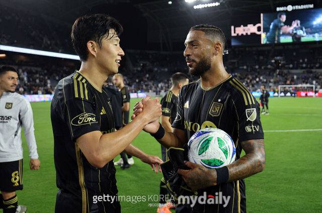 손흥민과 데니스 부앙가/게티이미지코리아