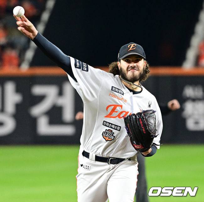 [OSEN=이대선 기자] 한화 코디 폰세. 2025.10.24 /sunday@osen.co.kr