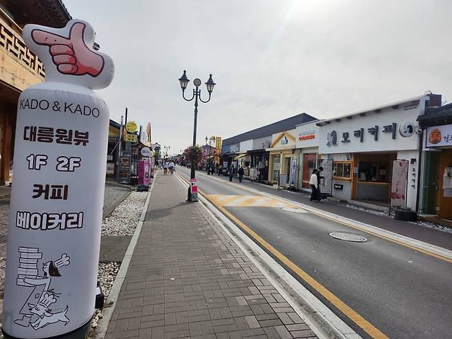 ▲ 30일 오전 경주 황리단길 거리 일부는 관광객이 드물어 평소보다 차분한 분위기다.서의수 기자