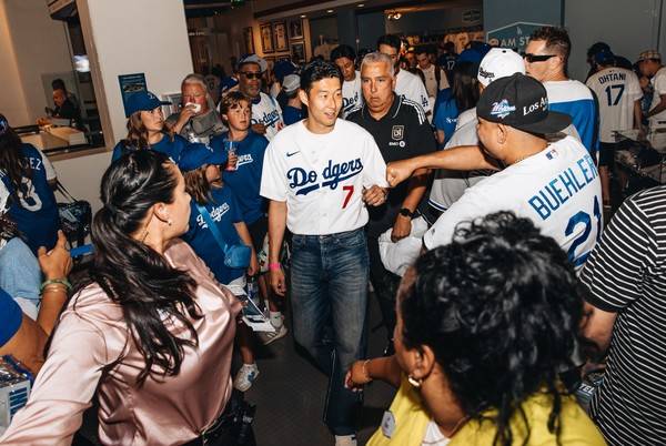 LA 다저스를 방문한 손흥민