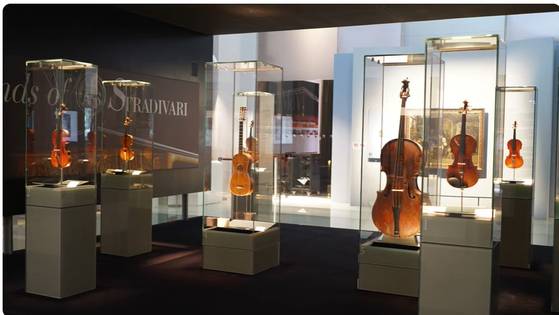 크레모나 바이올린 박물관에 전시된 악기들. 사진 박물관 홈페이지