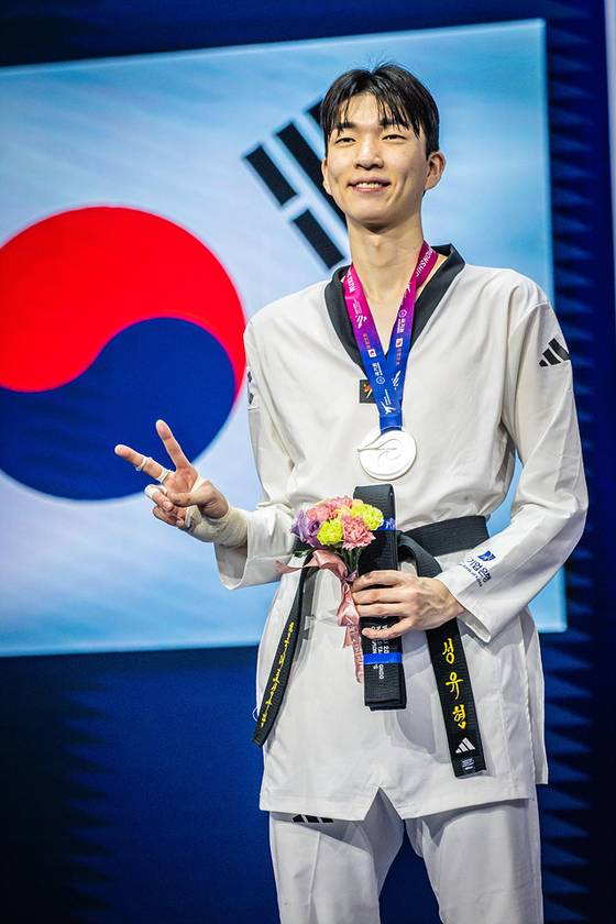남자 68kg급 은메달리스트 성유현. 사진 세계태권도연맹