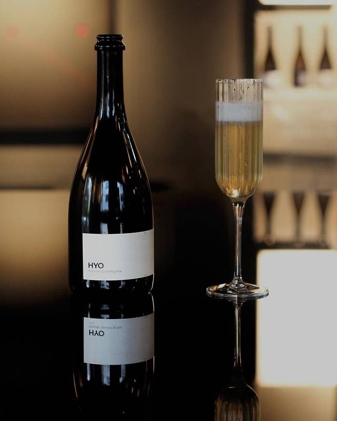 Brewed by HYO House using traditional Korean fermentation methods, HYO Premium 001 became the first nonalcoholic beverage to be served as an official toast at a Korean state banquet during APEC. (HYO House)