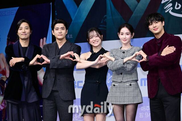 '이강에는 달이 흐른다' / 사진 = 곽경훈 기자(kphoto@mydaily.co.kr)