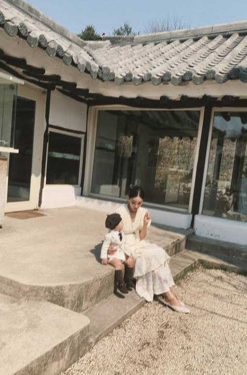 ▲ 문가비와 아들. 출처| 문가비 인스타그램