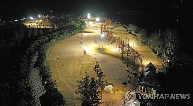 화천군 야간 파크골프장 [화천군 제공·재판매 및 DB 금지]