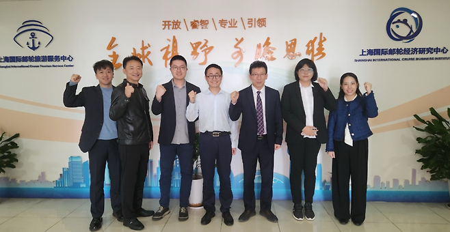 인천시와 인천항만공사, 인천관광공사로 구성된 '크루즈 합동유치단'이 지난 29~31일까지 중국 상하이를 방문했다.