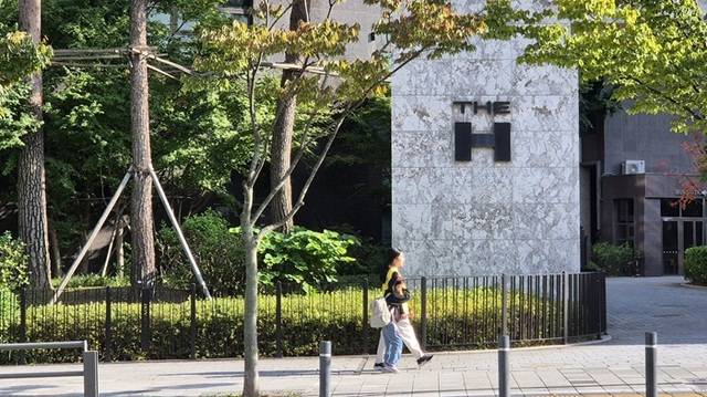 현대건설은 세계적인 오디오 브랜드 '뱅앤올룹슨'과 독점 제휴(MOU)를 통해 수준 높은 사운드 솔루션을 디에이치 단지에 전면 도입한다고 31일 밝혔다. /현대건설