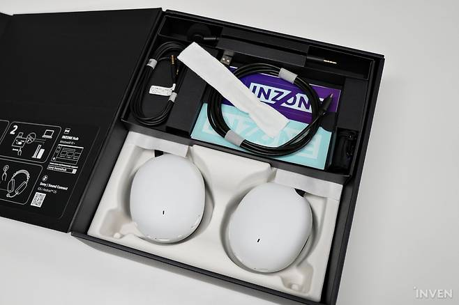 ▲ 가격이 높은 헤드셋인 만큼, 포장도 꼼꼼하게 되어있다