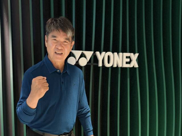 레슨 강연에 앞서 포즈를 취한 임진한. 김세영 기자