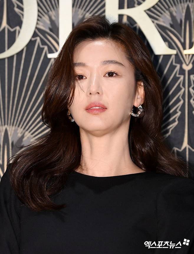 엑스포츠뉴스DB 전지현