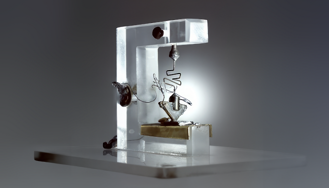 1947년 벨연구소가 세계 최초로 발명한 트랜지스터. 지금의 디지털 시대를 가능케 한 기술이다. 벨연구소는 이제 노키아 산하에 있다. 노키아 제공