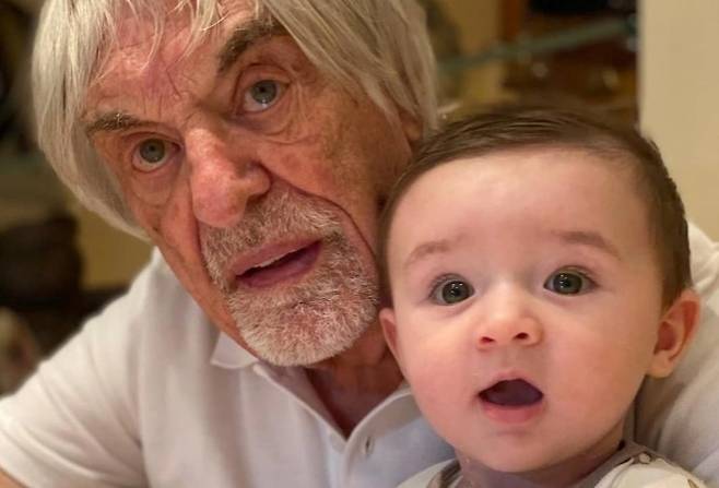 억만장자 버니 에클스톤과 그의 아들 에이스. [사진출처 = 인스타그램]