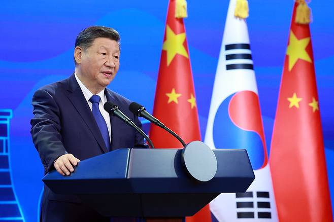 시진핑 중국 국가주석이 1일 경북 경주 소노캄에서 열린 이재명 대통령 주최 국빈만찬에서 발언하고 있다.&nbsp; &nbsp; 연합뉴스