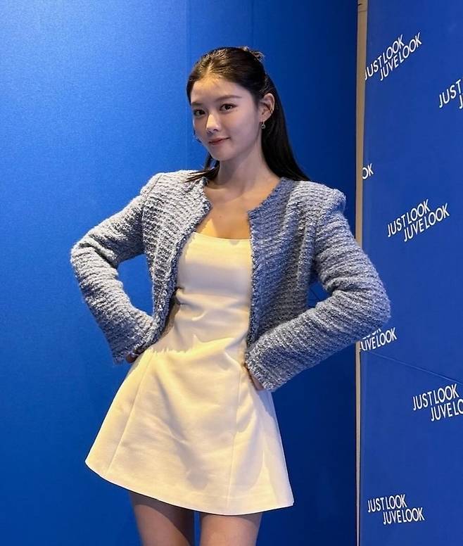 김유정 SNS.