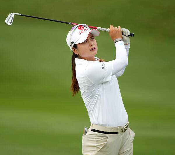 2025 메이뱅크 대회 스윙 중인 최혜진