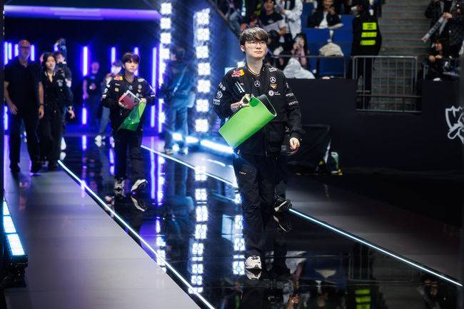 라이엇게임즈 플리커.