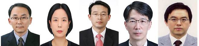 왼쪽부터 박동일 산업정책실장, 권혜진 통상교섭실장, 강감찬 무역투자실장, 서가람 무역위원회 상임위원, 박정성 통상차관보 순