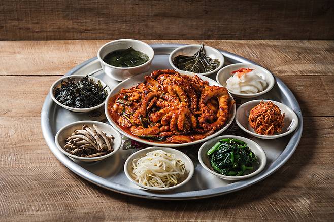 오봉집 직화낙지한상 메뉴. <부자비즈>