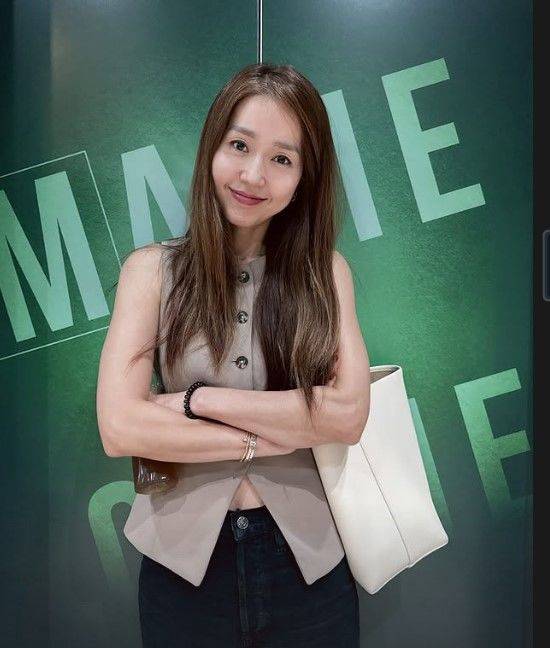 [서울=뉴시스] 이진. (사진=옥주현 인스타그램) 2025.11.03. photo@newsis.com *재판매 및 DB 금지