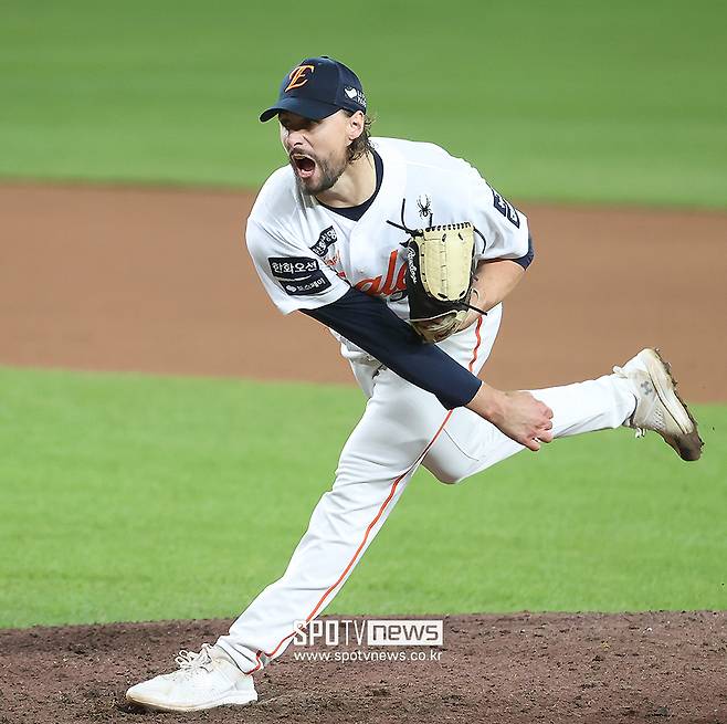 ▲ 뛰어난 활약 속에 와이스의 연봉은 고속 상승하고 있다 ⓒ곽혜미 기자