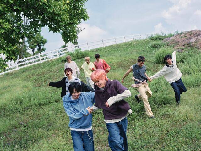 아홉이 오는 11월 4일 미니 2집 'The Passage'를 발매한다. /F&F엔터