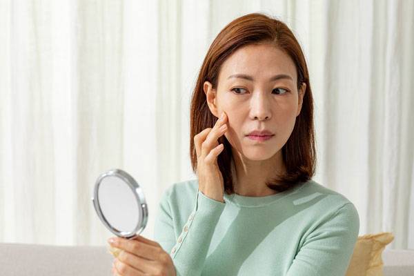 실리프팅을 받은 후 안면거상술을 하면 수술 시 조직 박리가 어려울 수 있어 최소 1년의 간격을 두는 게 안전하다. /사진=클립아트코리아