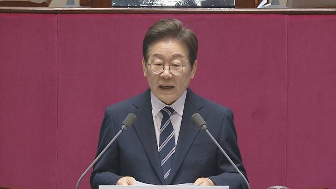 이재명 대통령이 오늘(4일) 국회에서 예산안 제출에 따른 시정연설을 하는 모습