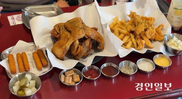 깐부치킨이 출시한 ‘AI세트’. 2025.11.5 /박소연기자 parksy@kyeongin.com