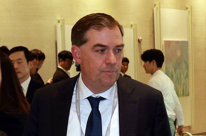 맷 가먼 아마존웹서비스(AWS) 최고경영자(CEO)가 29일 경북 경주예술의전당에서 열린 아시아태평양경제협력체(APEC) 정상회의 최고경영자(CEO) 서밋(Summit) 한미 비지니스 라운드 테이블 행사에 참석하고 있다. [경주 = 한주형 기자]