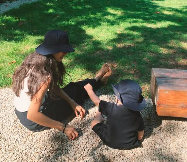 모델 문가비와 그의 아들. [문가비 인스타그램 캡처]