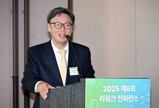 송현석 법무법인(유) 광장 변호사가 4일 서울 더 플라자 호텔 서울에서 열린 2025 제6회 리워크 컨퍼런스에서 주제발표를 하고 있다. 권욱 기자